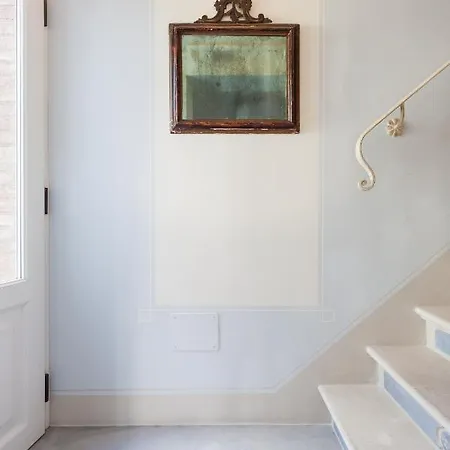 Talamo Rooms